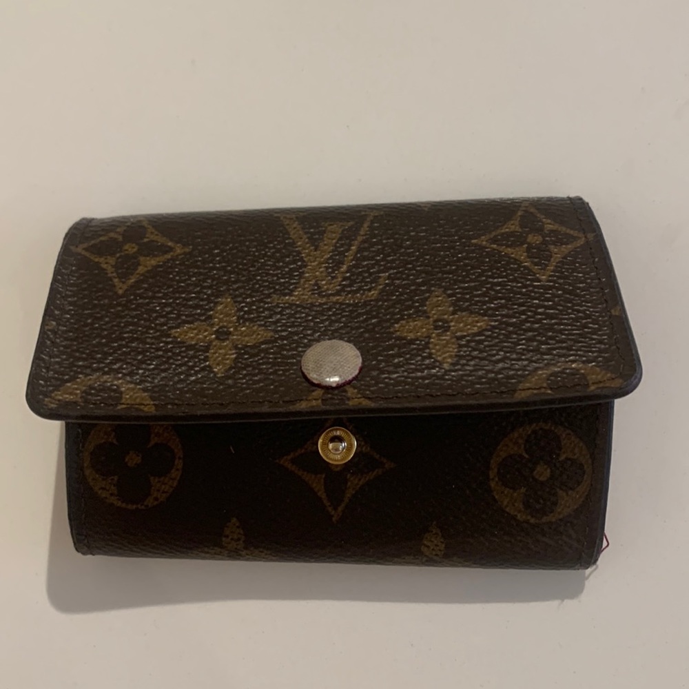 Louis Vuitton key wallet
